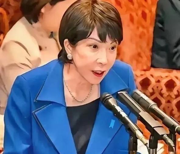 一个日本华人曾经一针见血指出：现在中国若再战日本，撑不了14年，不是中国能撑多久