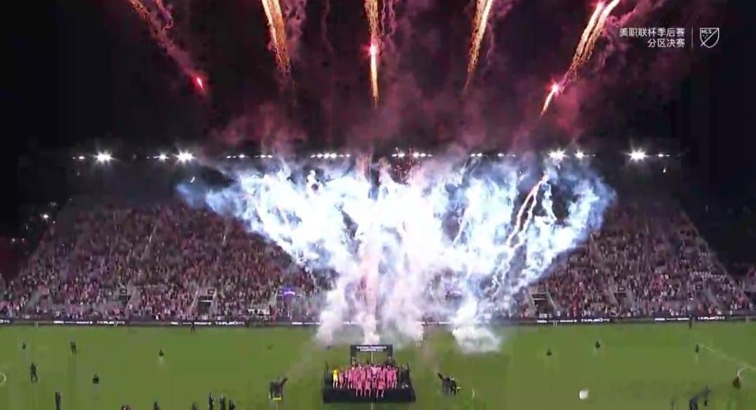 迈阿密国际是东部冠军🏆享受这一个美妙的夜晚，然后再踢最后一场总决赛，就放你们两