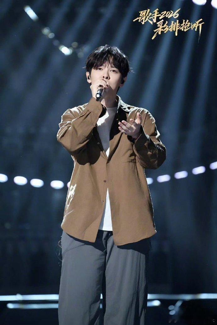 歌手2026同期在播音综开分TOP1从开播预热到正式直播，热度一路走高，现在评分