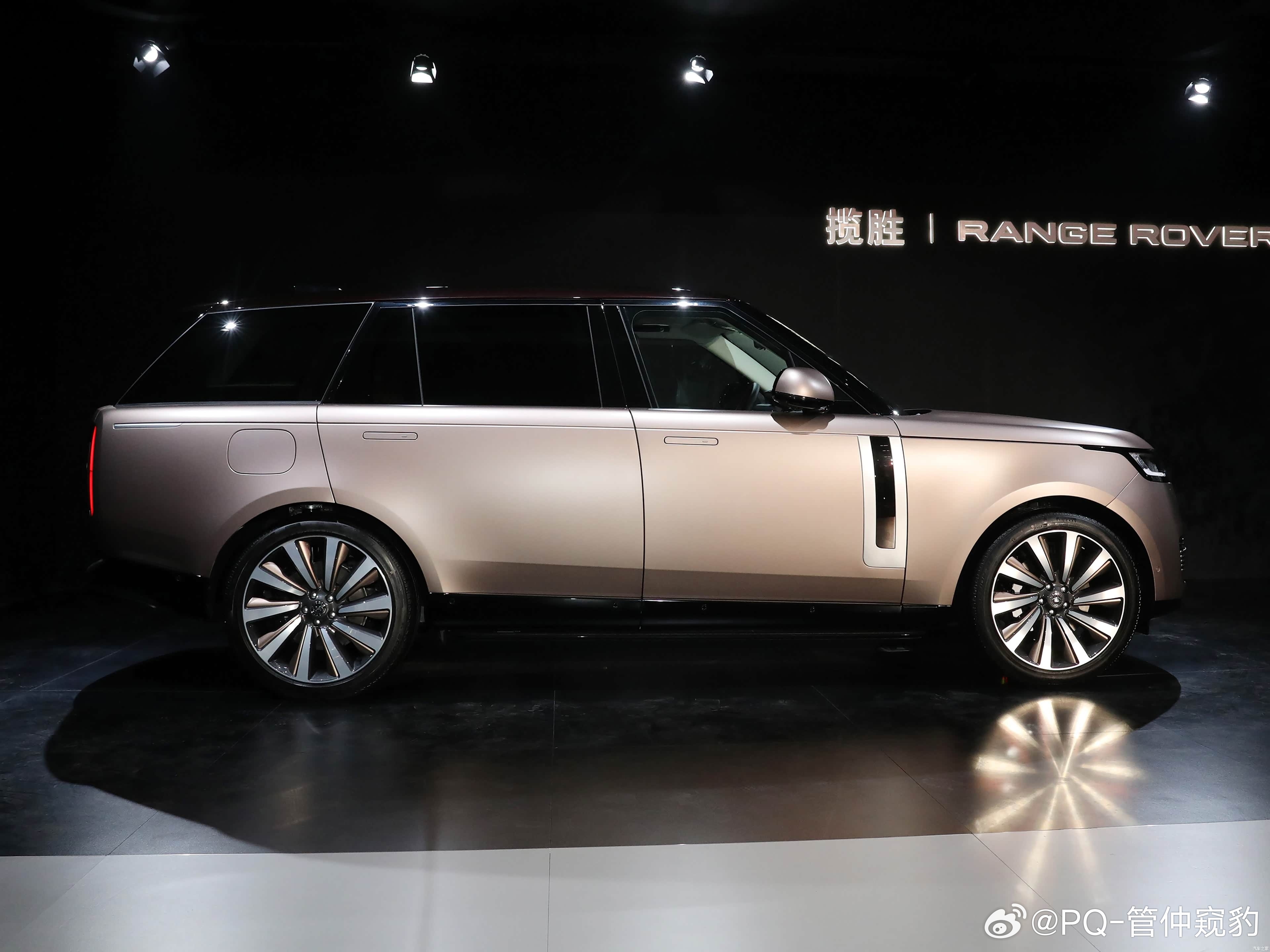 何小鹏官宣首款大六座SUV小鹏GX小鹏这次用了Luxury奢侈，都不是Premi