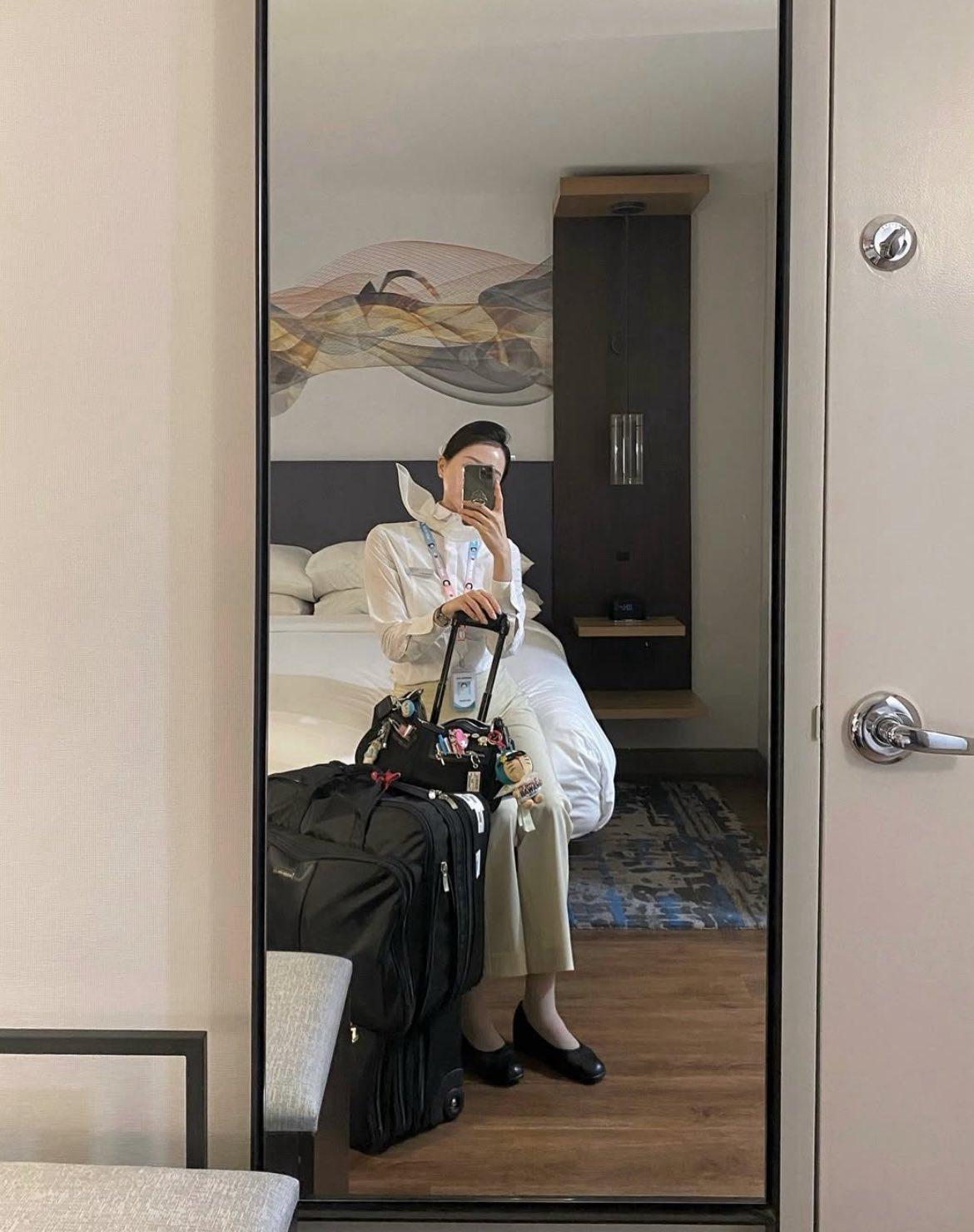 空姐 每日分享 拍照姿势 ootd穿搭