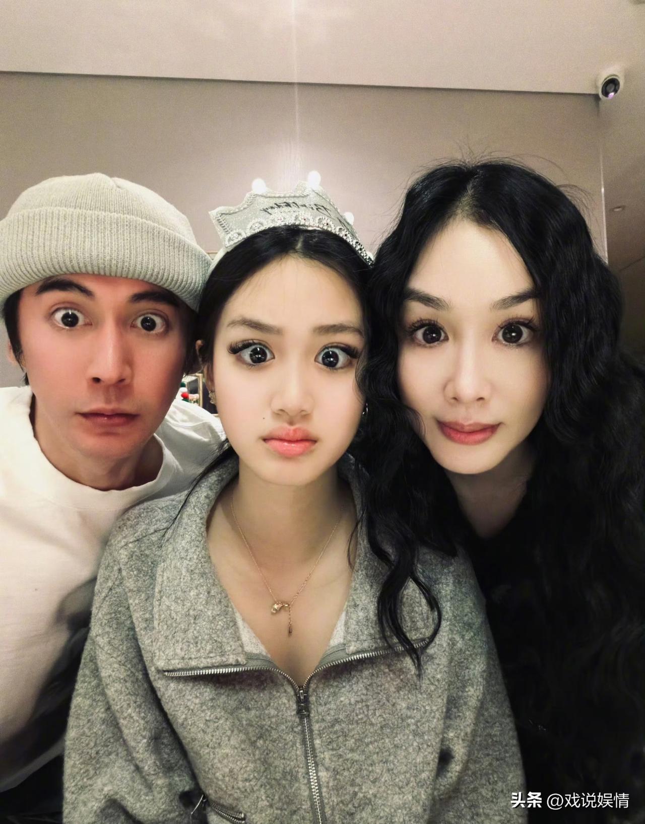 钟丽缇替女儿考拉道歉！
3月23日，钟丽缇发文代替小女儿考拉向同学道歉了！
钟丽