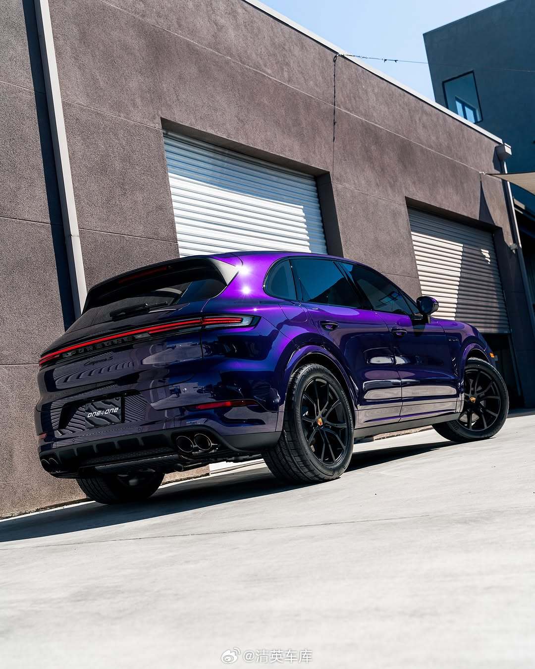 Porsche Cayenne PTS Velvet Purple Metall