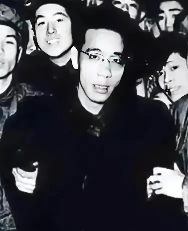 [中国赞]1950年，黑心商人王康年将过期变质的止咳糖浆，卖给了解放军，部队发现