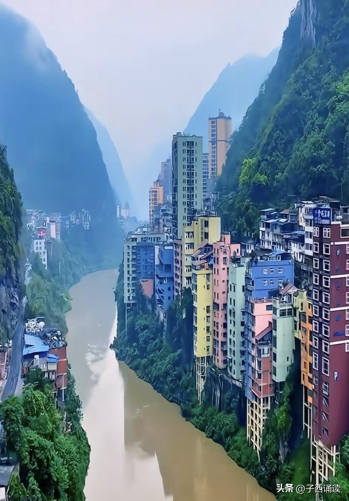 据说这是中国最窄的城市，有多少人去过？值得一游吗？