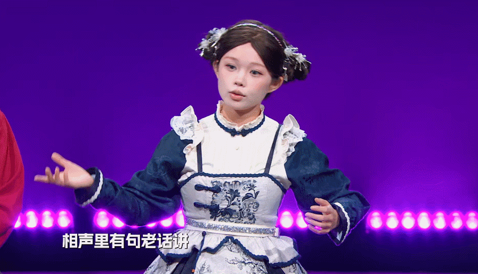 AI真人芭比震惊谢娜在《笑有新生》看到活的AI演喜剧了《我的捧哏》这个节目太妙了