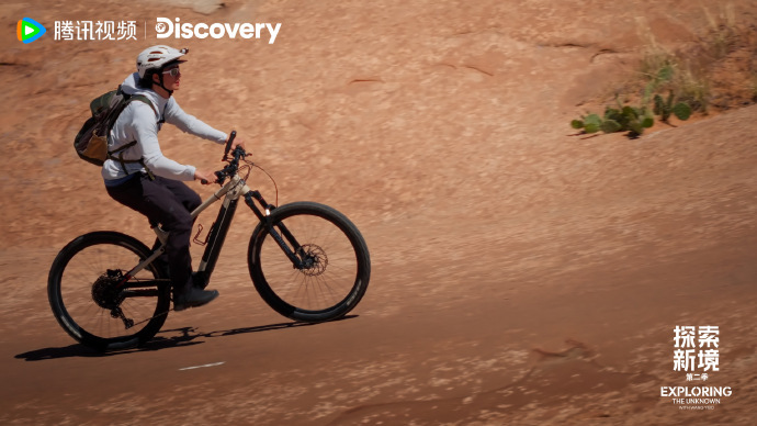 王一博向外走是为了更好地向内看王一博旅途吐纳吸入王一博向外走是为了更好地向内看，