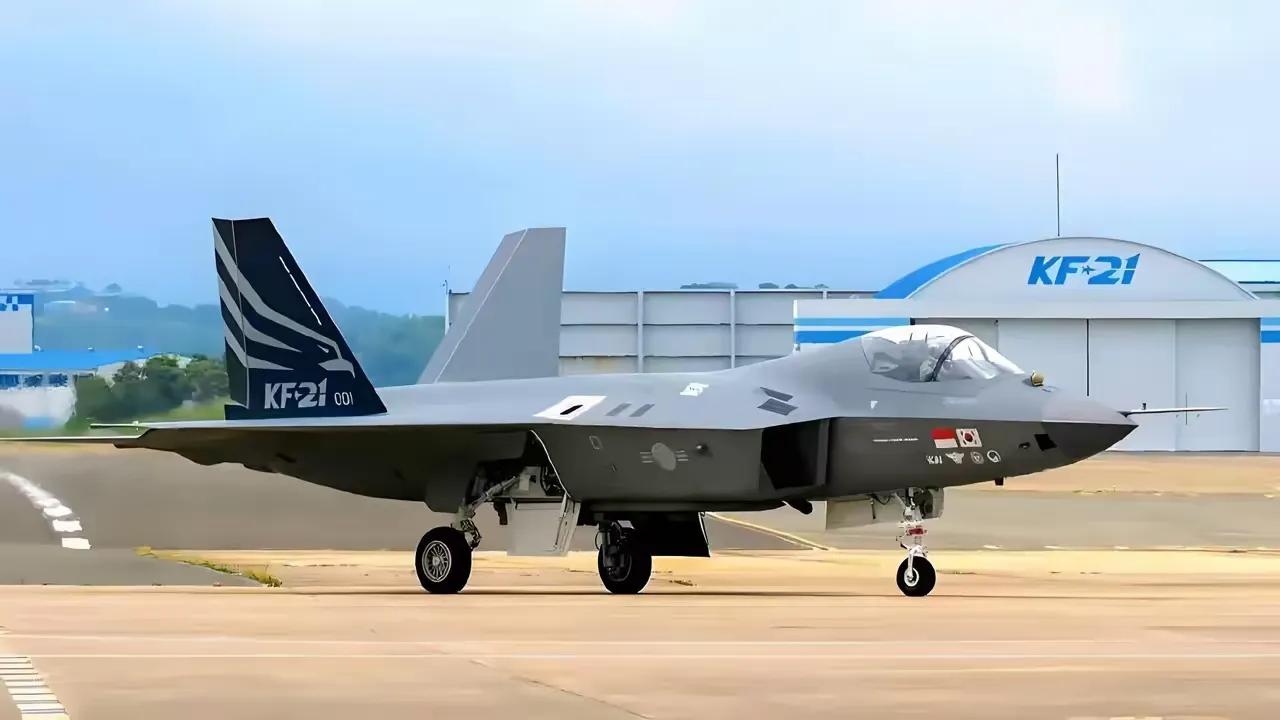 中日韩齐了，KF-21只是开始，后面那步才最关键

韩国KF-21“猎鹰”宣布完