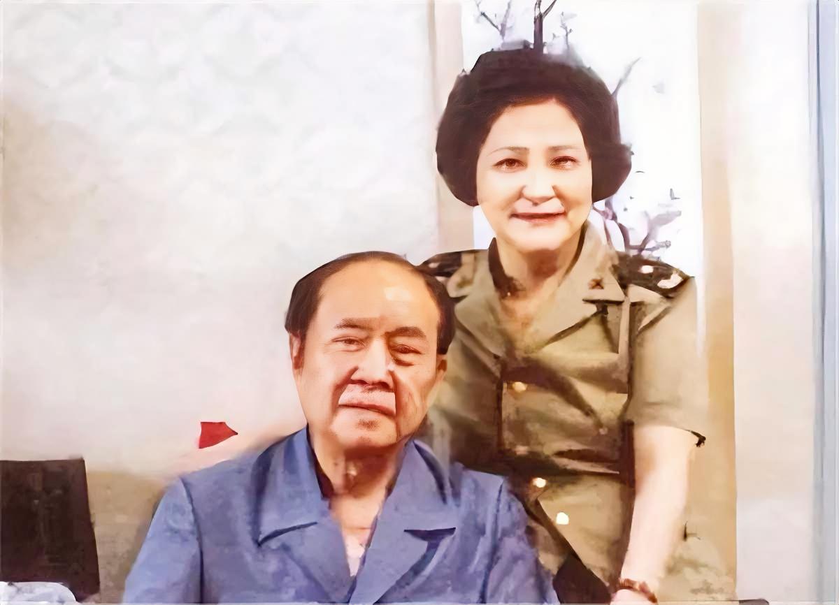 他1960年晋升大校，曾担任湖南省委书记，后来任武警部队政委，岳父是开国元帅，妻