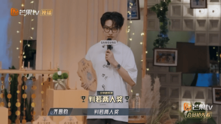 #秦昊一个月瘦了16斤# 有着这种坚持和自律你小子绝对做什么事儿都会成功，秦昊实