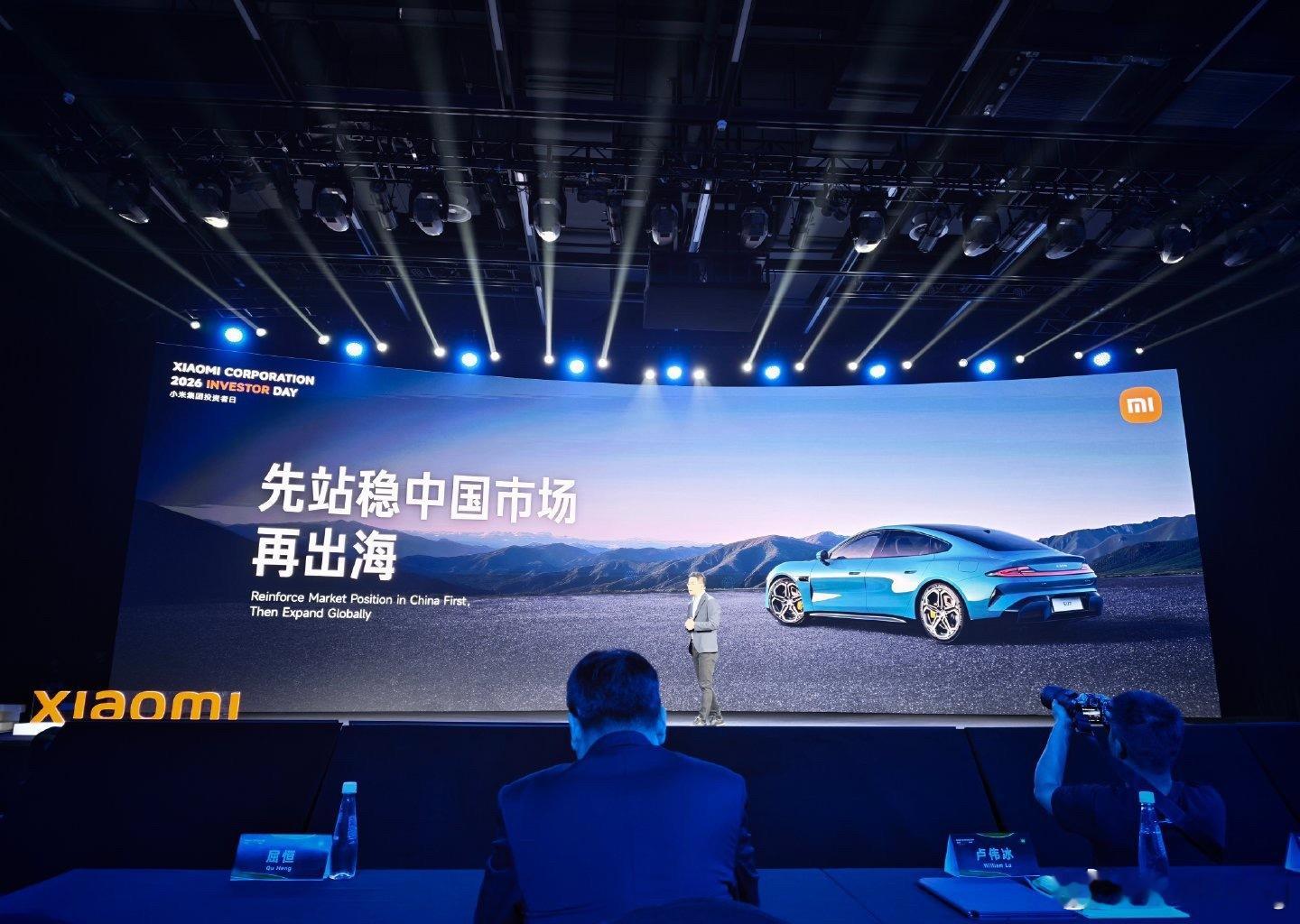 小米汽车拟明年出海小米汽车出海，这下小米股票应该能涨回去了吧？这半年小米股票腰斩