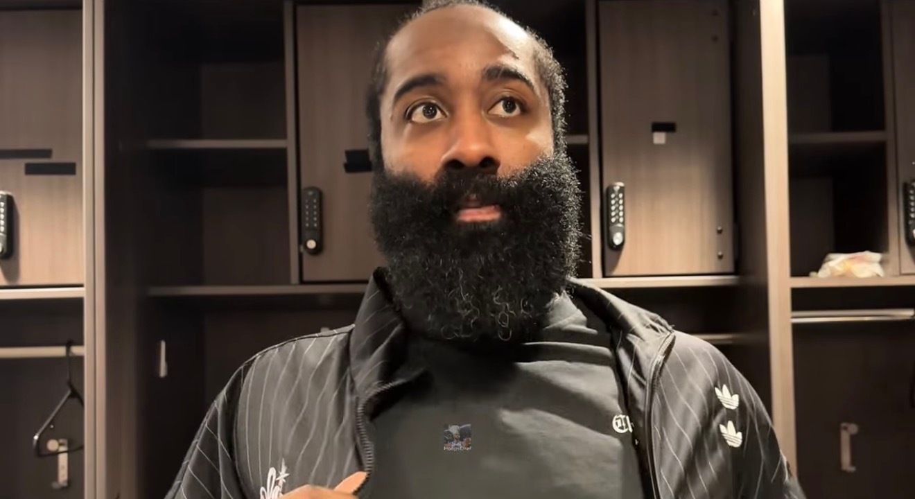 哈登表示，在交易发生后他和祖巴茨聊过，而祖巴茨当时很受伤，因为他从来没想过自己有