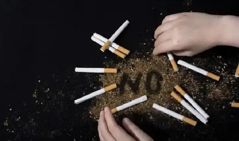 63岁老王拿着检查单问医生：吃了他汀三年，会不会把肝吃坏了？要不要赶紧停？

6