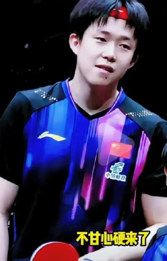 带伤打满赛季，他只为不留遗憾
 
手腕缠着肌贴，王楚钦还是站上了乒超最后一轮。队