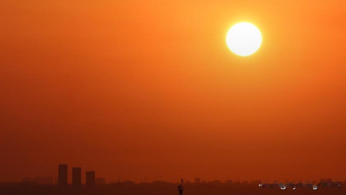 🇷🇺据俄罗斯科学院空间研究所太阳天文实验室和俄罗斯科学院西伯利亚分院太阳地球