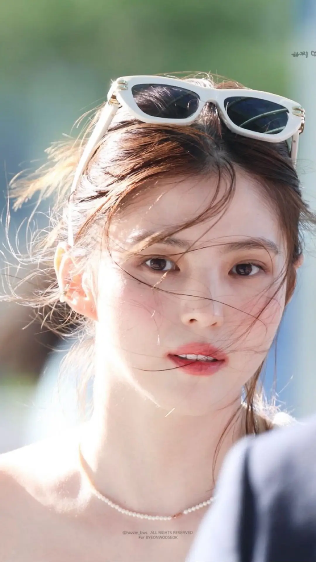 韩素希。