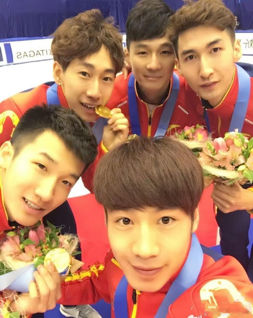 武大靖平昌纪录已经八年了时光匆匆八年整，武大靖在平昌创造的短道速滑纪录依旧无人能