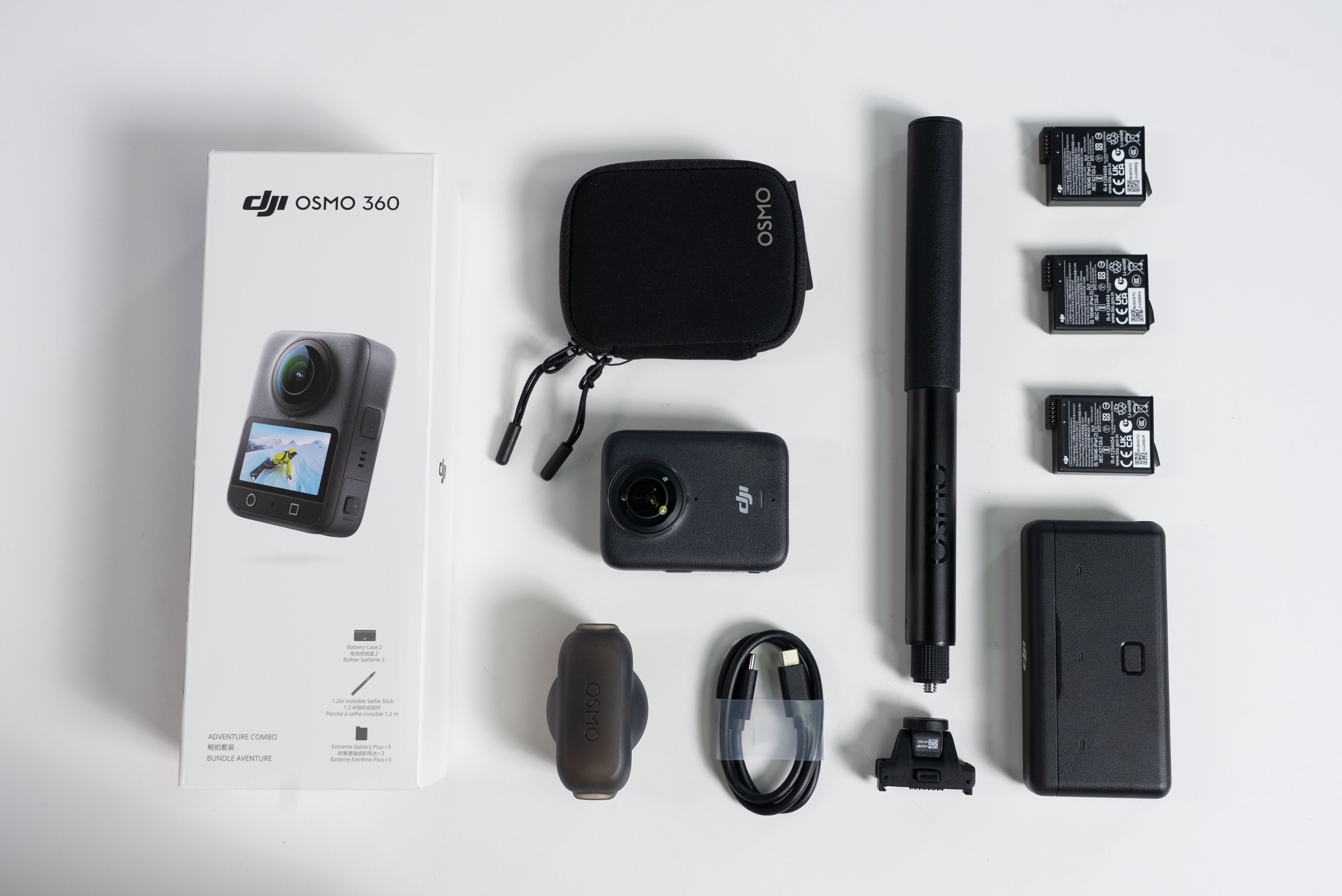 终于拿到了我们工作室小伙伴都非常期待的一款产品！大疆 OSMO 360[哆啦A梦