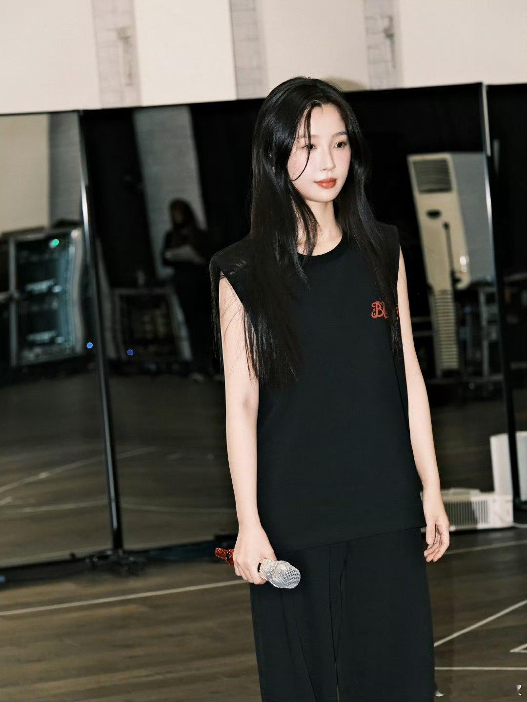 🐟虞书欣双轨  🐟虞书欣姜暮 刻在心里话是抹不掉的是我爱你的证明。