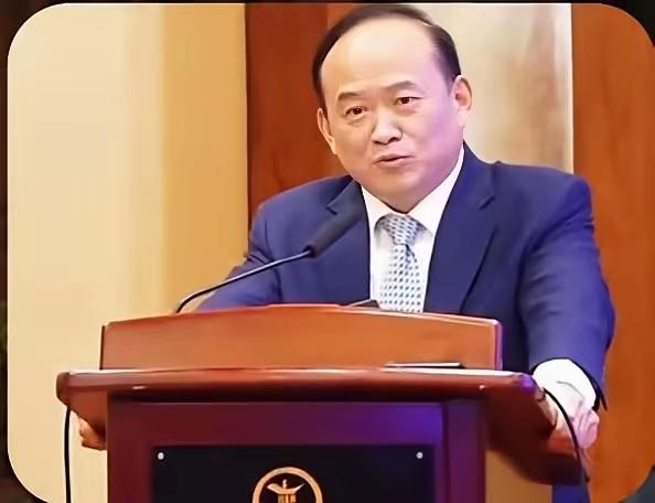 不懂就问？
金龙鱼作为鲁花集团的四大股东之一，按理来说是合作关系。为什么一夜之间