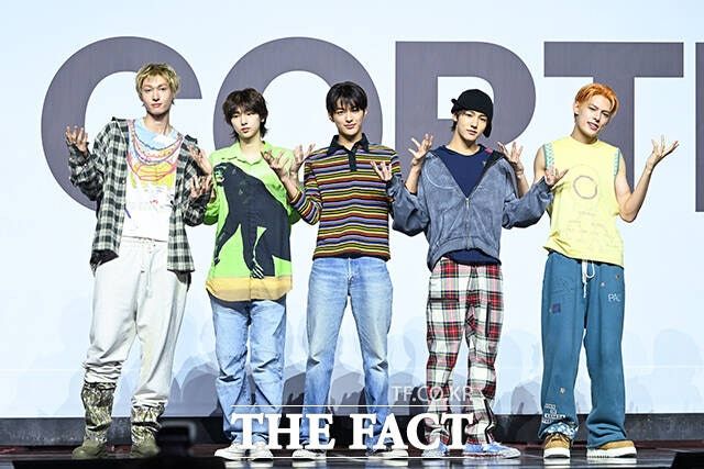 【tf.】据所属公司BIGHIT MUSIC于18日透露，CORTIS将登上世界