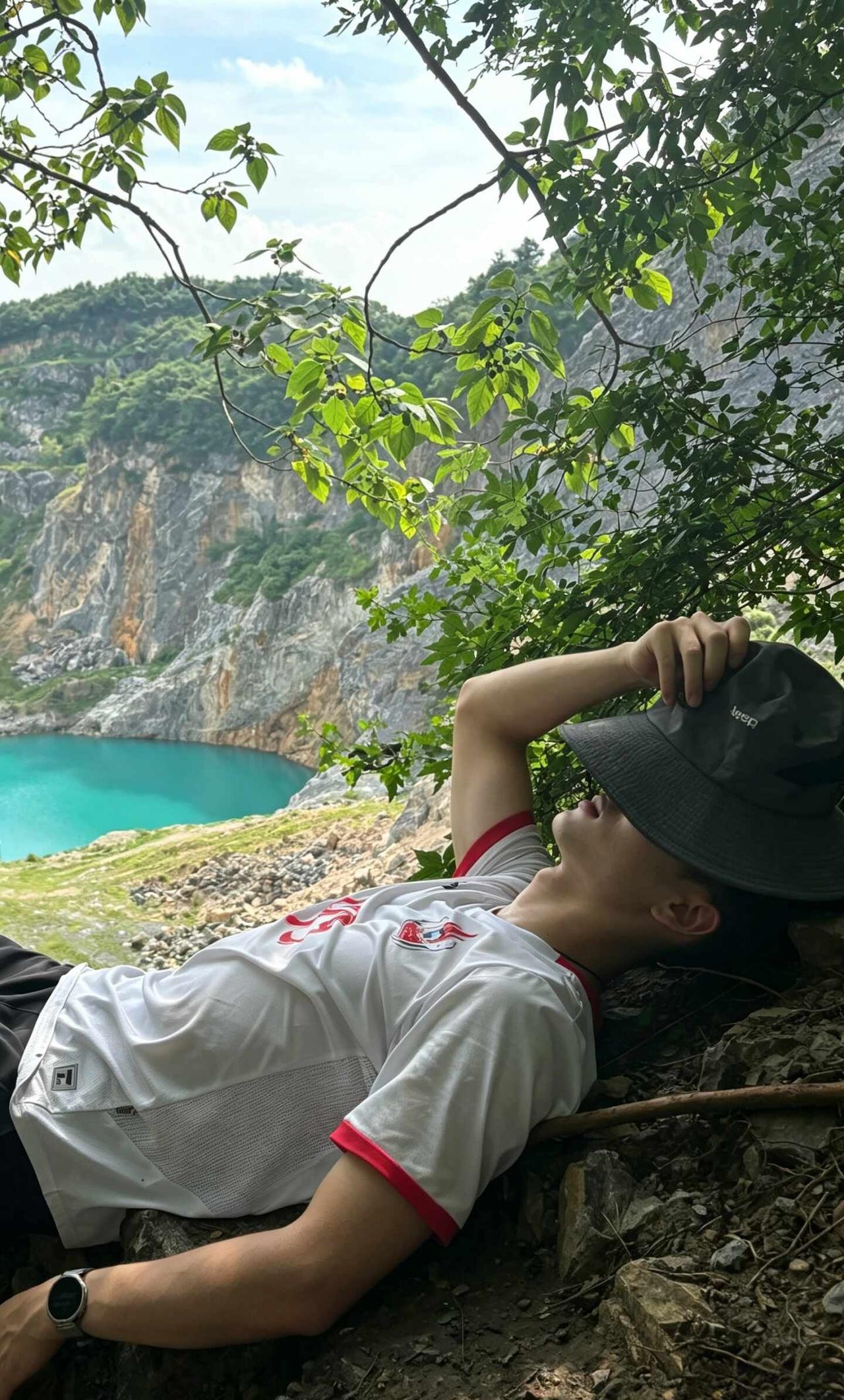 36度的天，被拉爆的一天
没有大热天被拉爆的怒意，只有给我的精英搭子出片的战意！