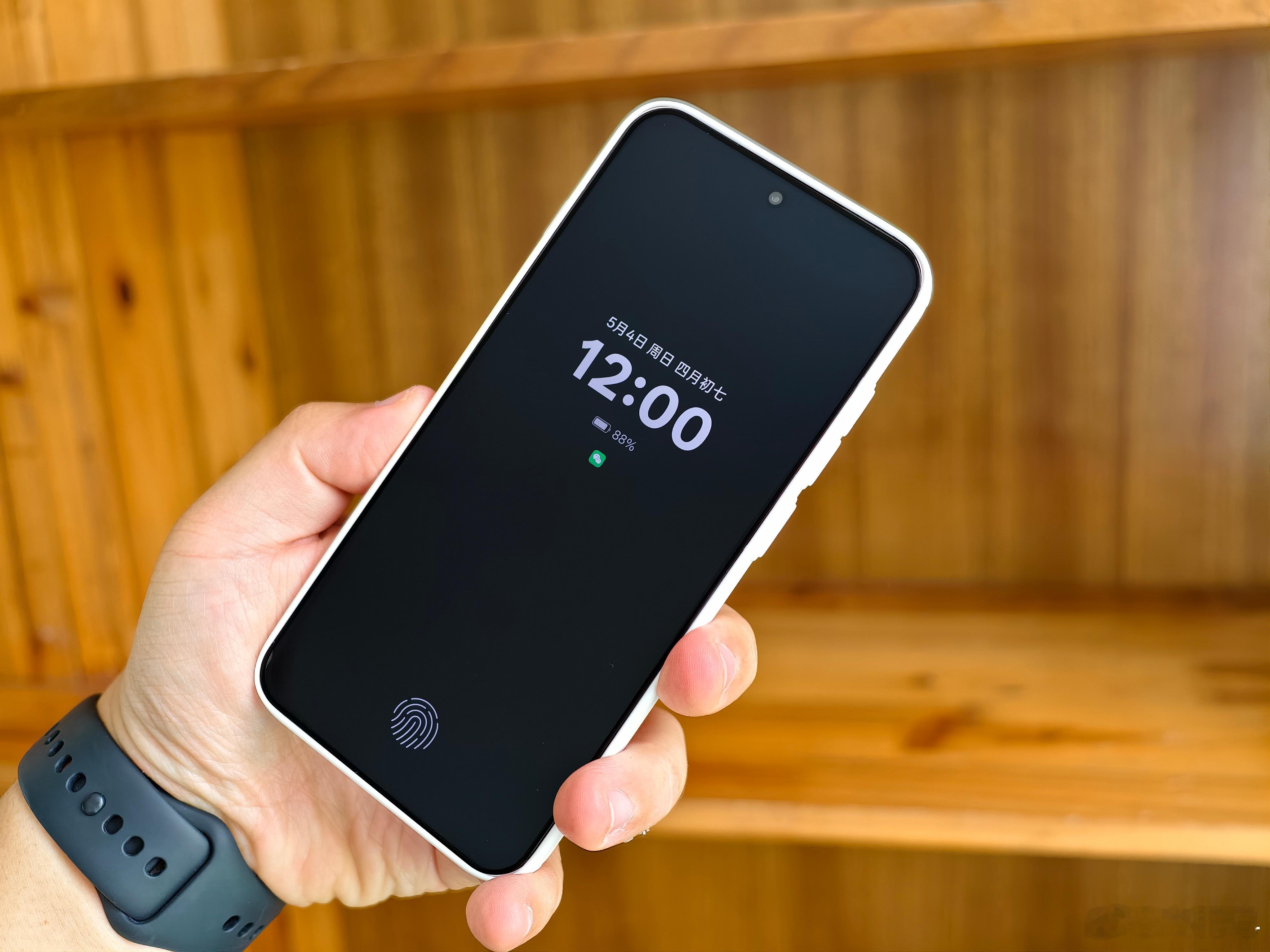 iPhone涨价会是国产机的机会吗 首先咱们先判定好，你真的需要一台iPhone