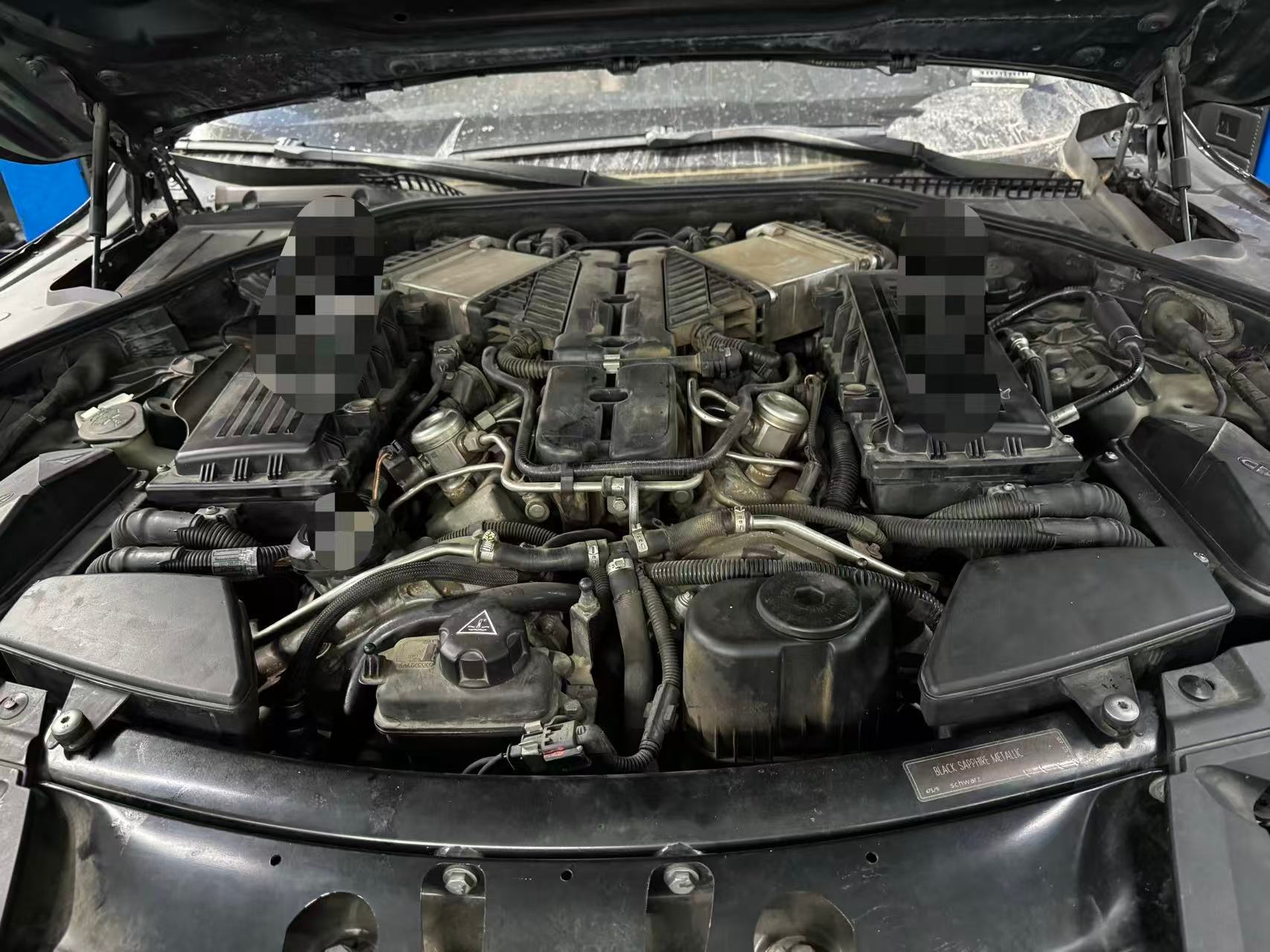 车若初见 看气缸数，小伙伴们知道这是啥车吗