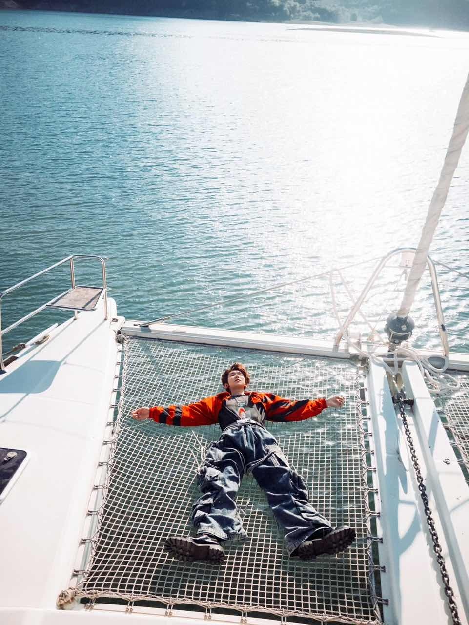 娱乐王源在星穹下狂奔花絮王源在星穹下狂奔花絮图 疯狂营业 