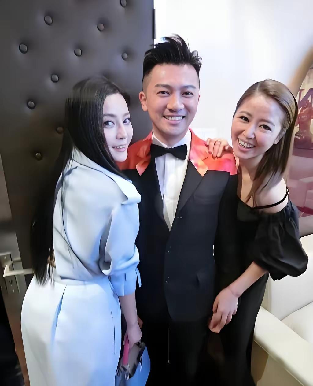 帅哥美女当年一部剧，家喻户晓，火遍大江南北，我的一塌糊涂，简直就是一代人的回忆