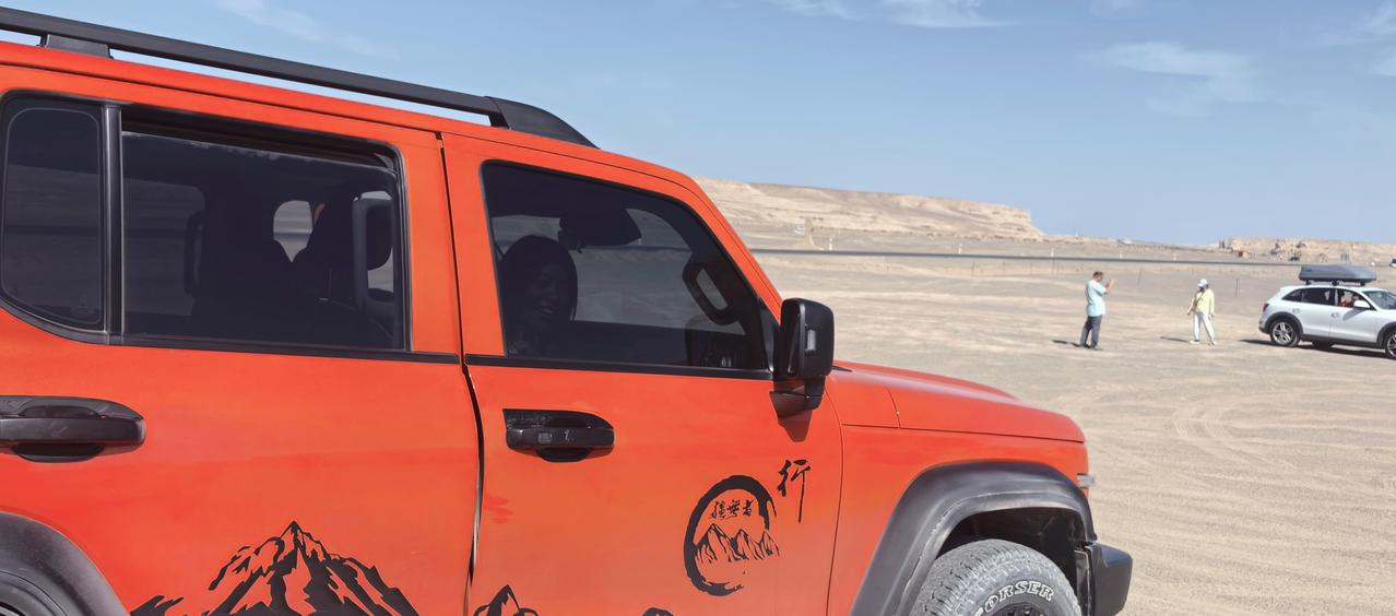 全网征寻马年五一节之后，自驾环绕中国边境大环的车友。
出发地：上海。
路线：顺时