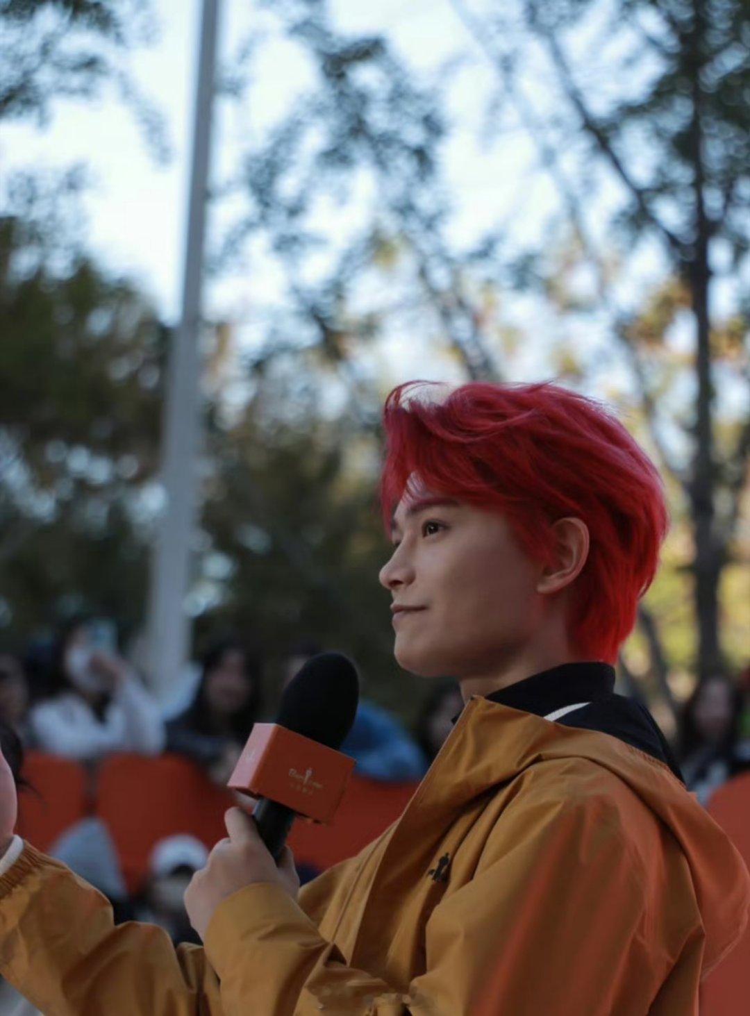 丁禹兮线下红发造型生图🈶 