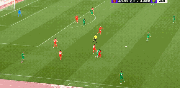 超级杯决赛达万进球为北京国安首开记录，这个球打的实在太漂亮了，打的有速度有力量还