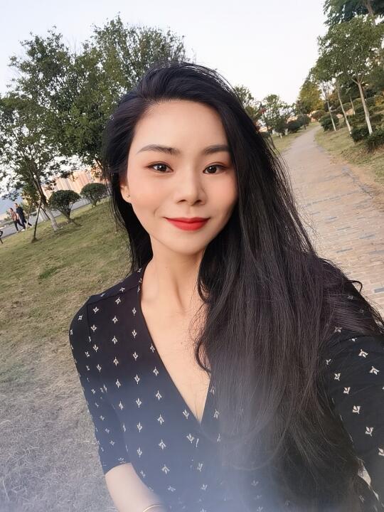 流量个位数，那就当朋友圈发一下