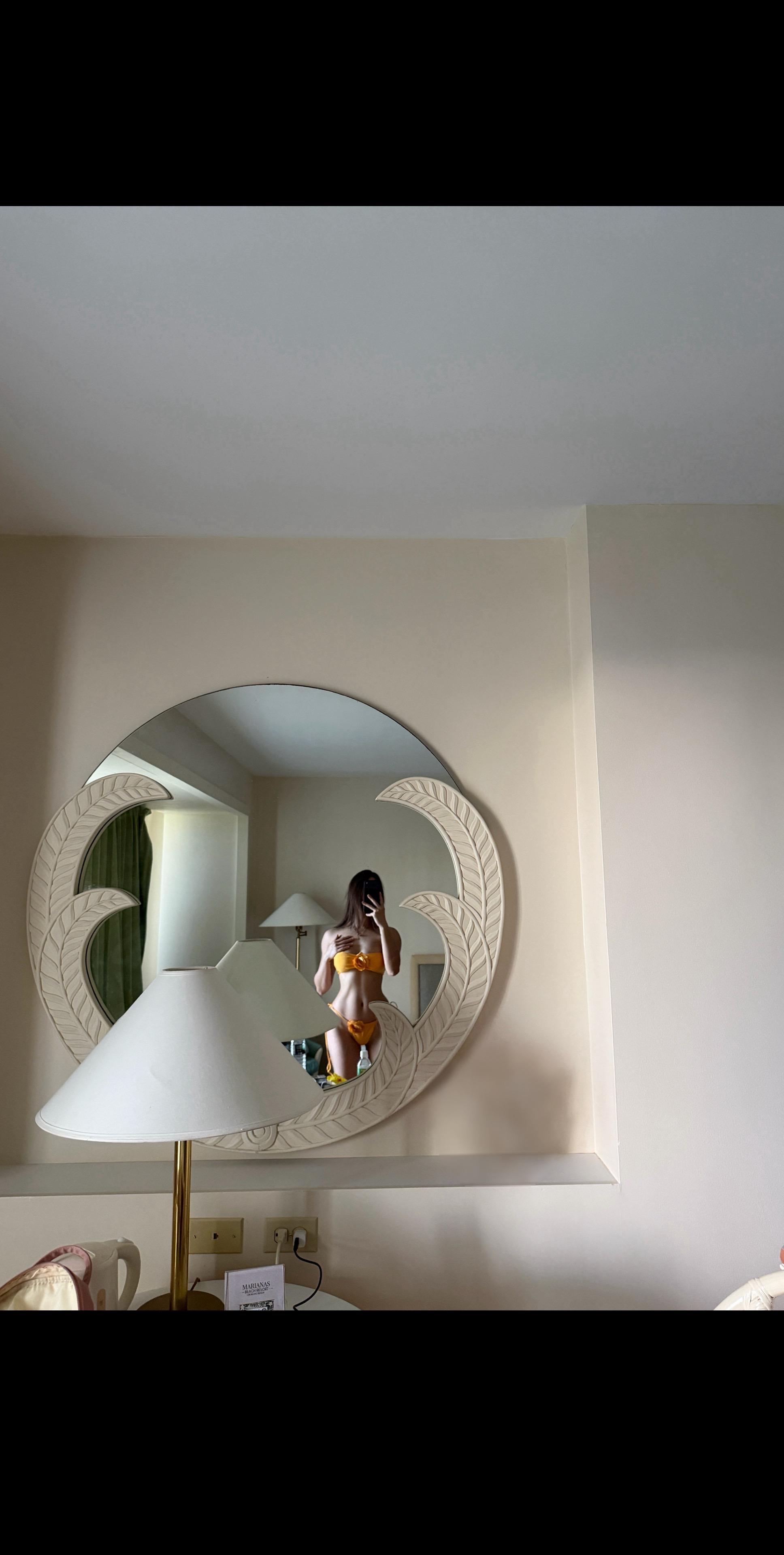 人都会疲惫 会暗淡 但也会因为某个瞬间 重新爱上生活