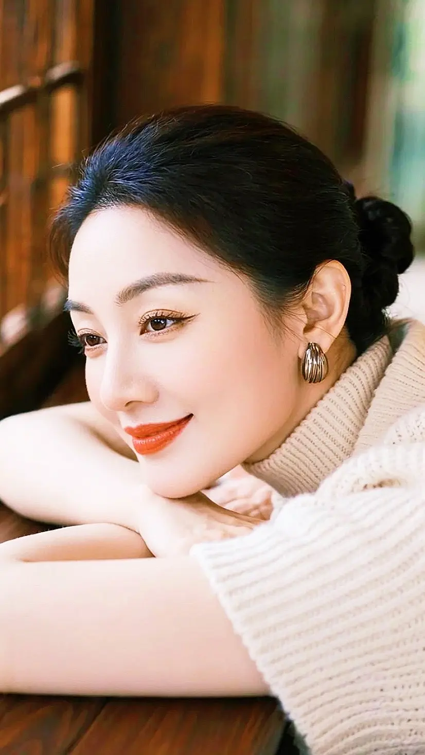 AI暖柔生活照 随变ai随便玩 伙伴计划广告分成玩法达人