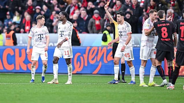 【拜仁直红】退一步讲，拜仁应该感到庆幸，雅克松(杰克逊)这张直红出现在无关紧要的