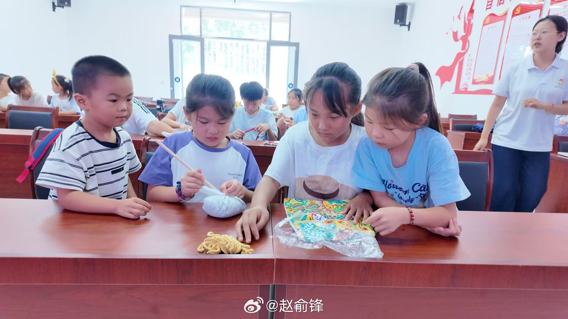 【巧手匠心伴成长 缤纷手工润童年】曲阜师范大学三下乡暑期社会实践曲阜师范大学教育