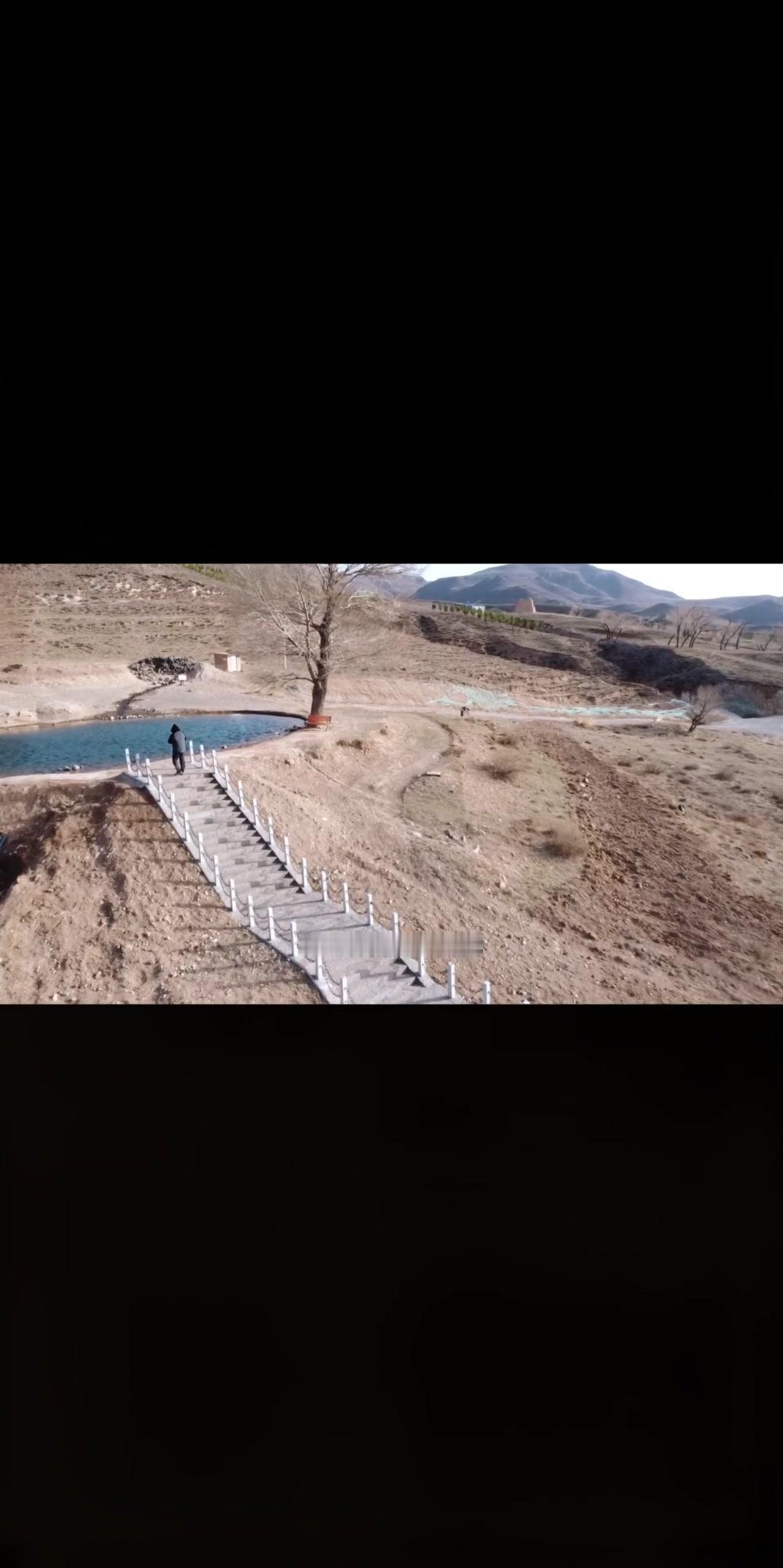 四年来无数次出发，却总被一个地方牵绊——阴山脚下的圣母泉。

它藏在山西左云摩天