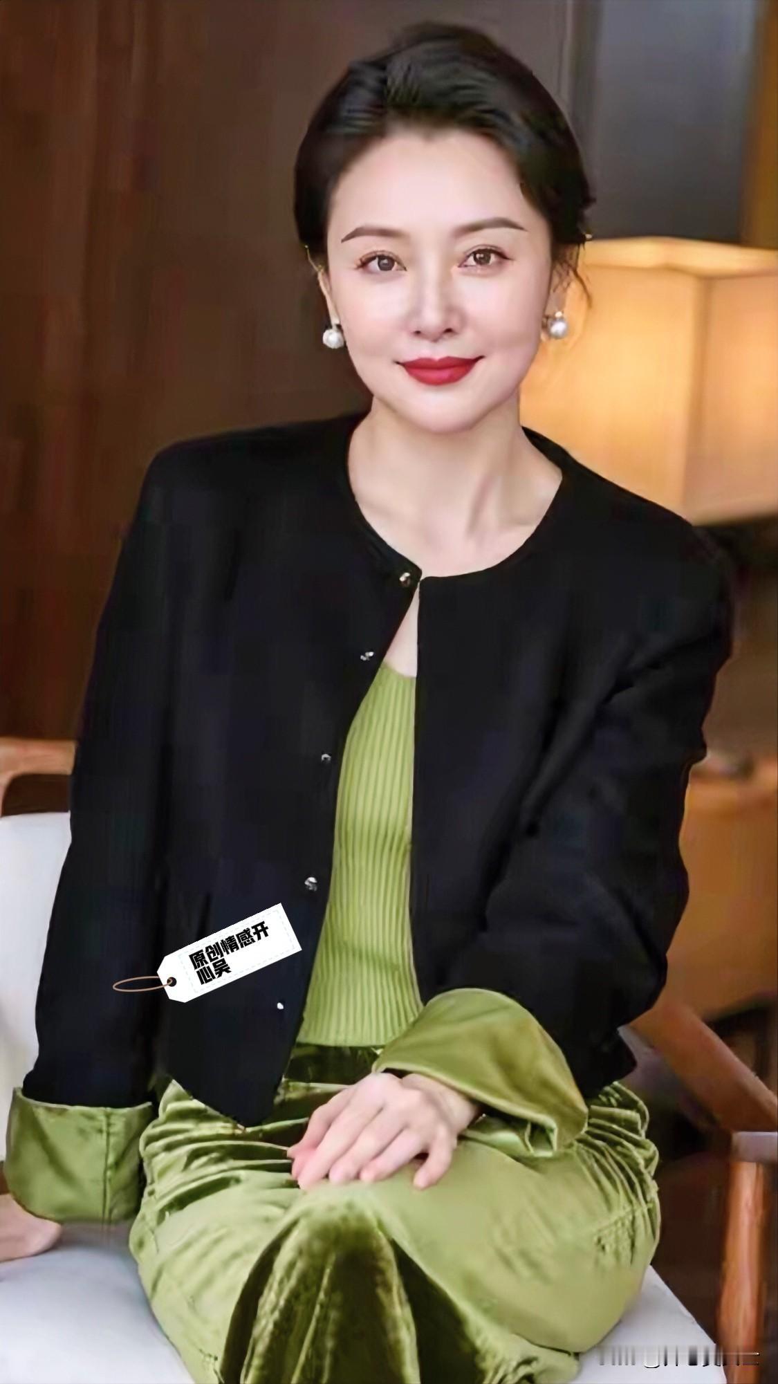 一出溜老了，我也成了60岁的老太婆，幌幌忽忽的一生，虽然没有什么大起大落，但也炼