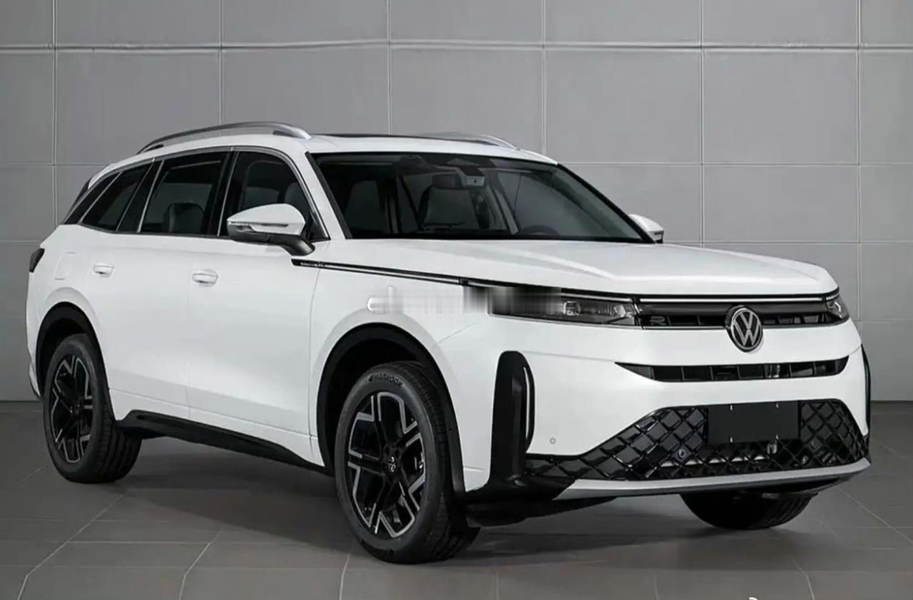 揽巡和途昂的造型风格不太一样，途昂改款是大眼睛，揽巡是小眼睛~~~您赶脚途昂和揽