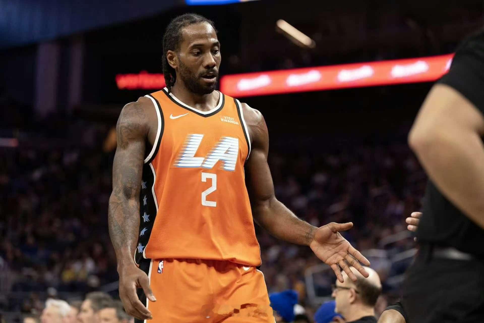 NBA官方剥夺快船5个首轮签NBA官方北京时间9月3日凌晨公布重磅罚单——快船因