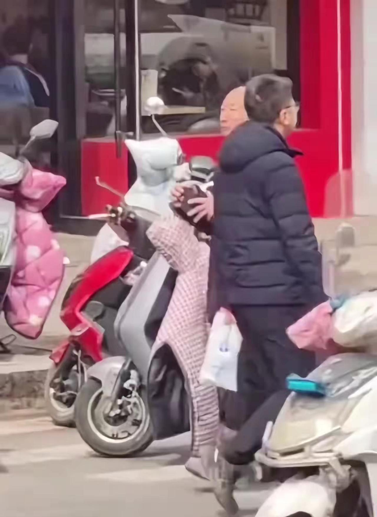 笑梗不笑人 怪鸽真爷们！