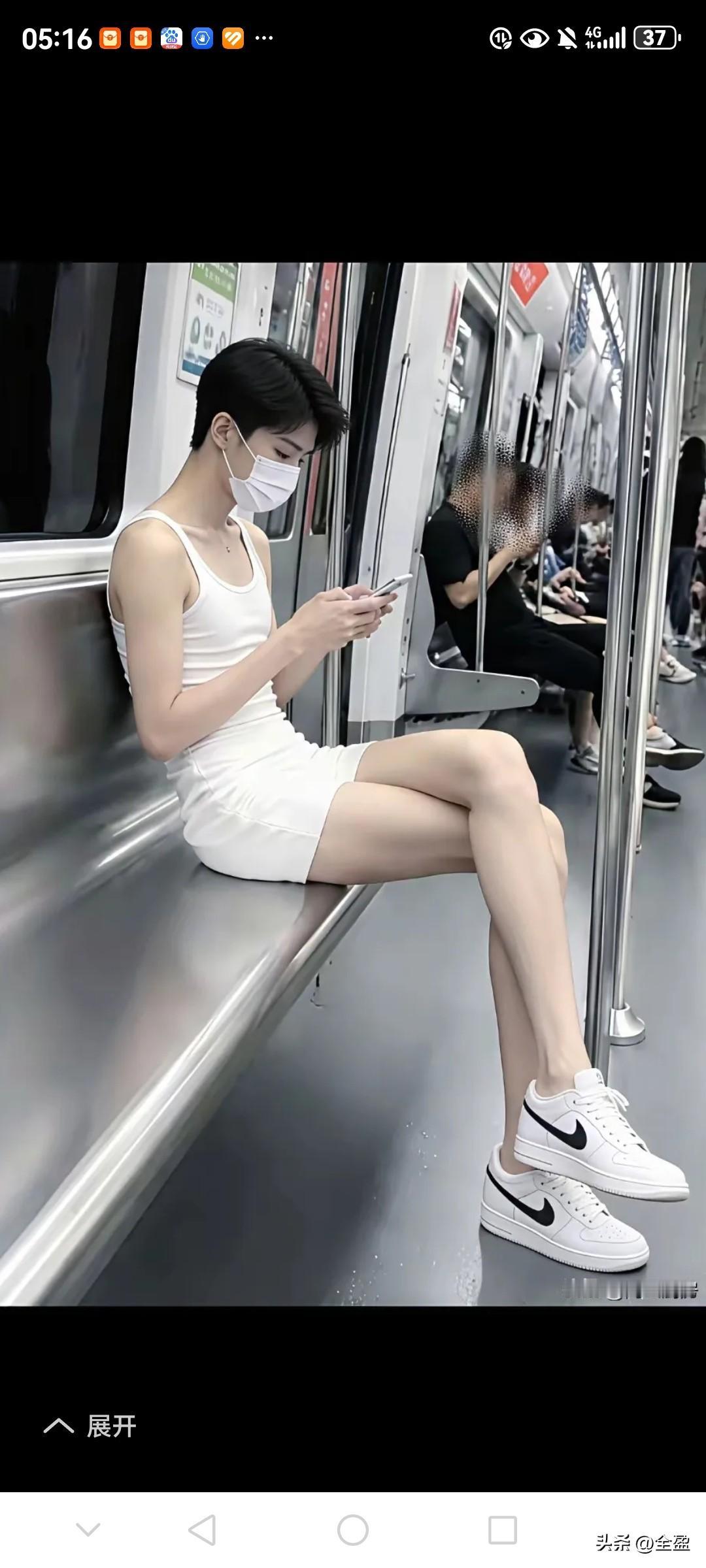 有件事一直整不明白，现在的女孩子为什么谁劝都不听，就喜欢这样式的男孩子？真是一人