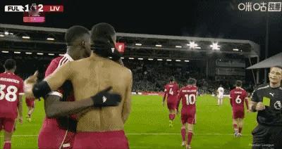 来个中医的朋友给加克波号号脉，看看这拔罐程度是不是湿气问题？
不过这脱衣庆祝的剧