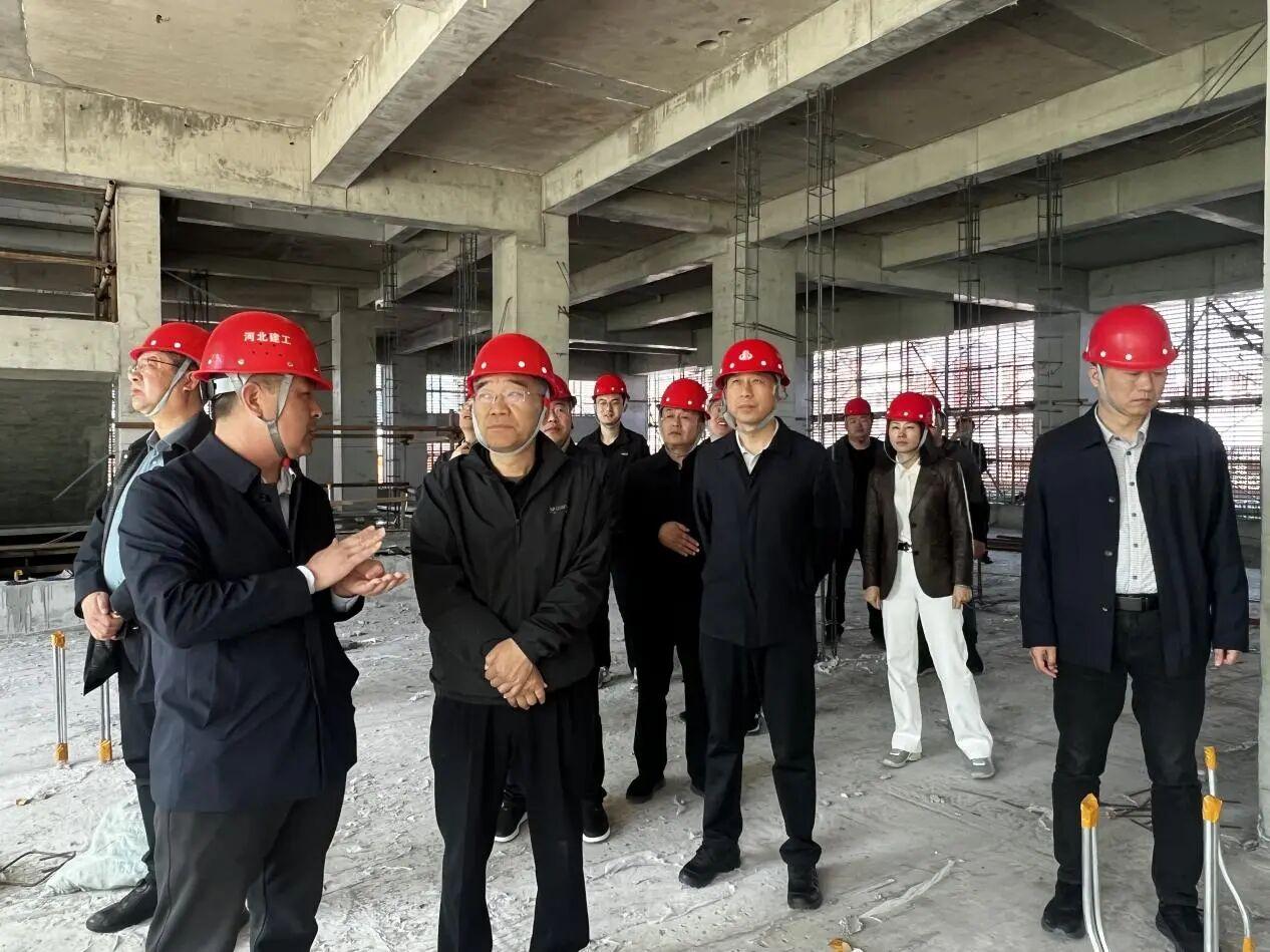 河北建工集团党委副书记、总经理贾凤锁带队调研指导沧州区域重点项目

4月6日，河