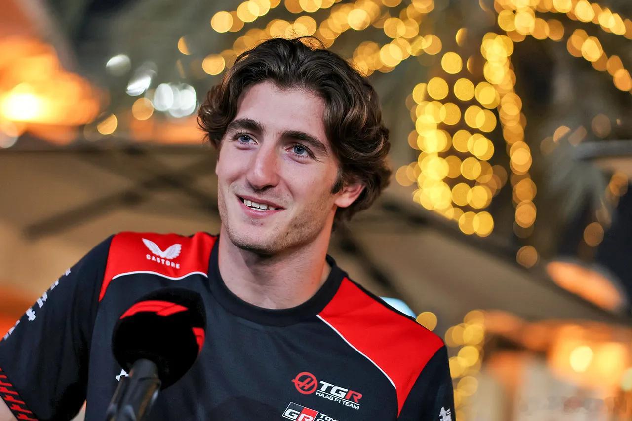 由于杜汉在26赛季SUPER FORMULA铃鹿赛道测试时同一弯角三连撞，KON