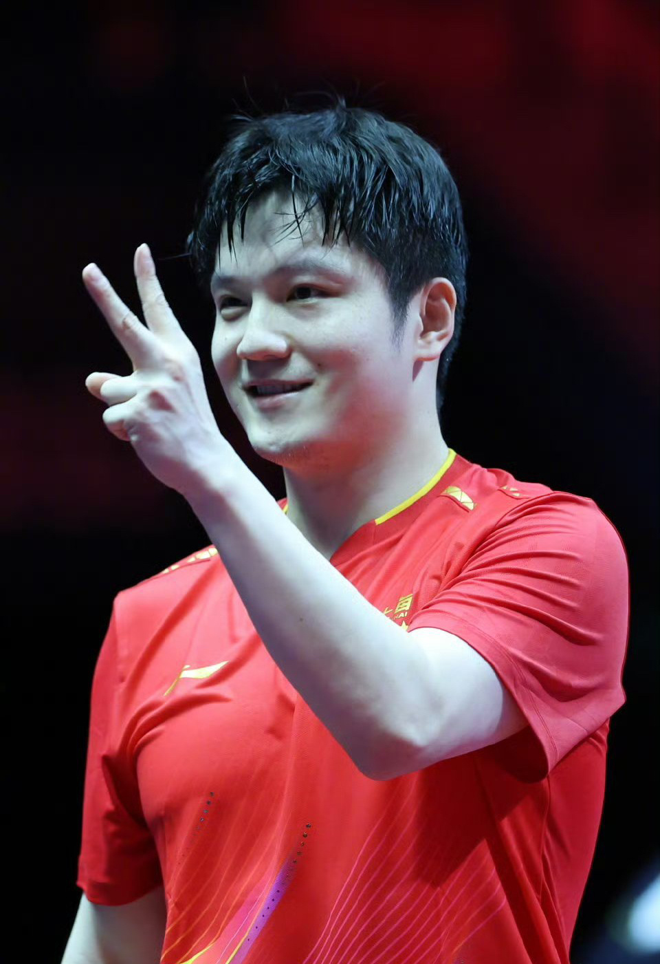 恭喜樊振东夺冠！在刚刚结束的[具体赛事]中，樊振东发挥出色，一路过关斩将，最终成