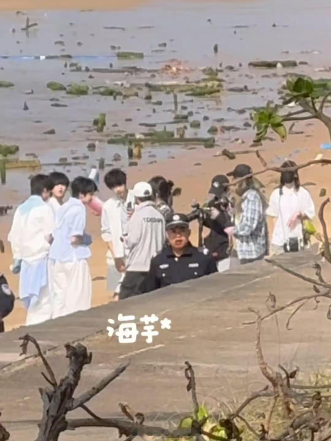 tf四代海口录制tf四代二班海口拍摄路透tf四代海口录制啦！真的好期待哇！！！ 