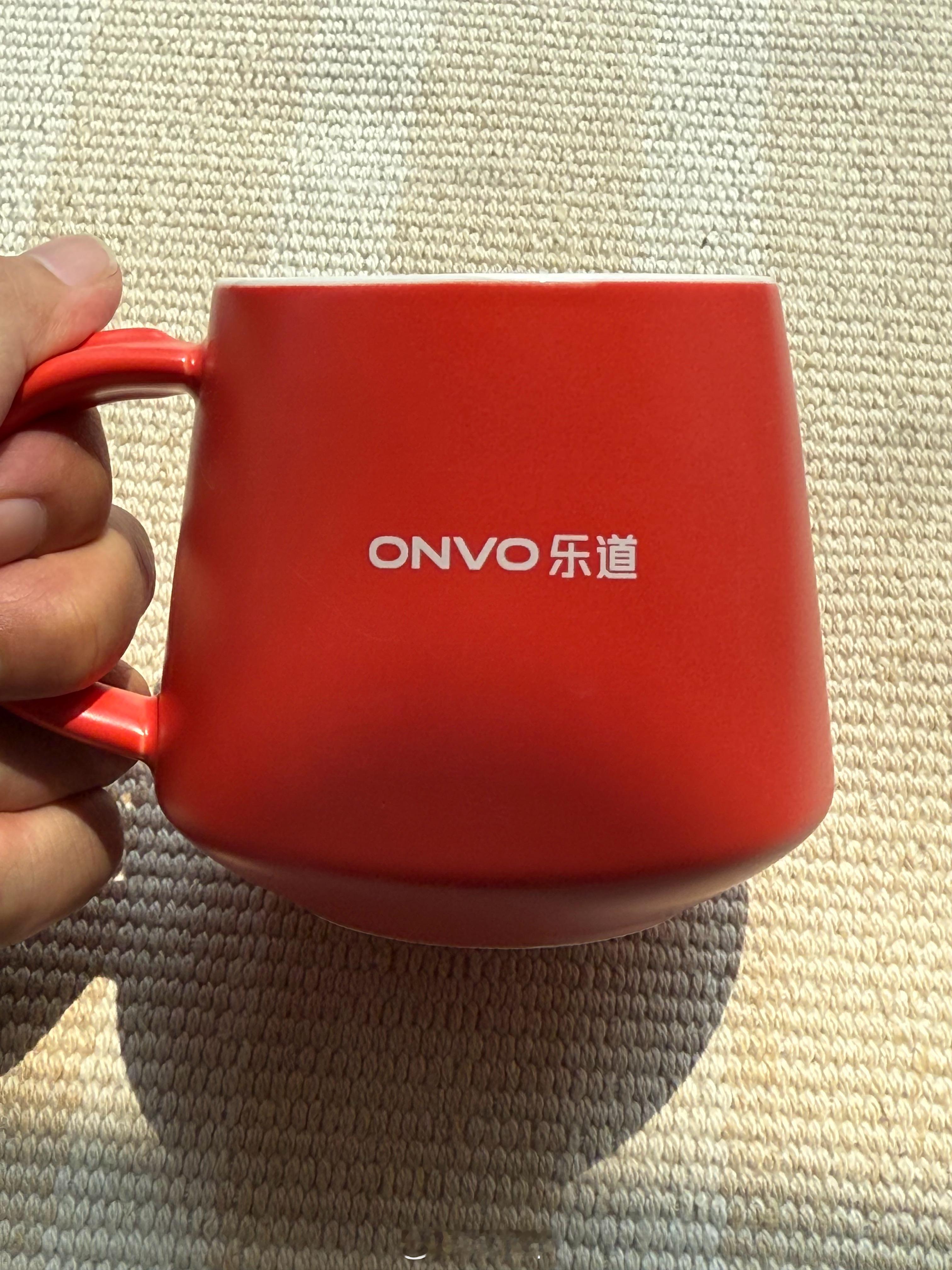 一个乐道的杯子➕一个盲盒！ 评论区送铁粉。 ​​​
